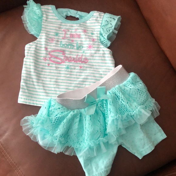 6-9M. Babygirl. Two piece set - Picture 1 of 4